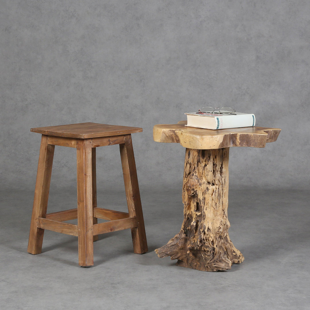 Taburete de madera de teca Remo