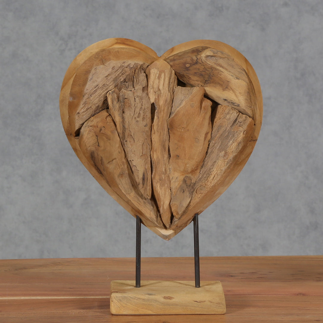 Escultura de corazón Malina