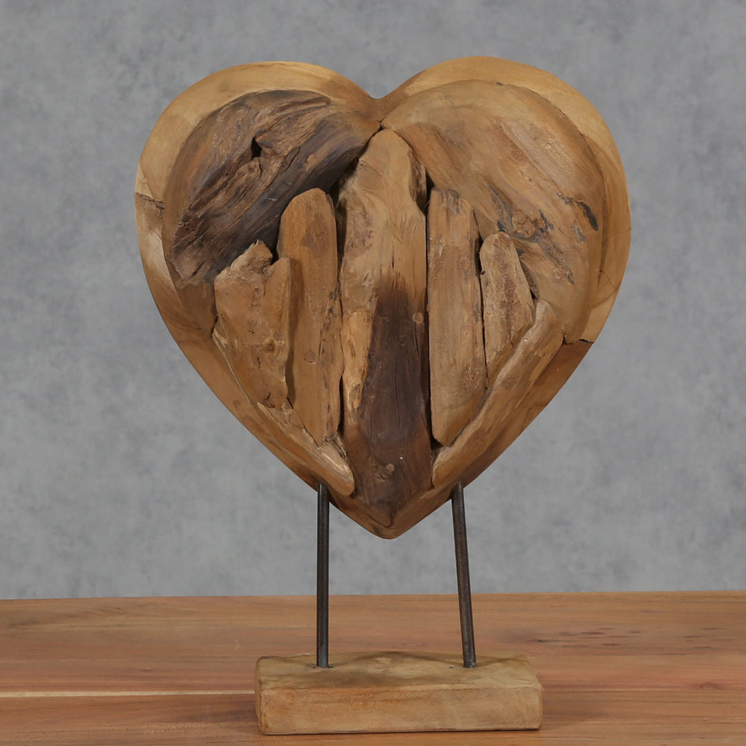 Escultura de corazón Malina