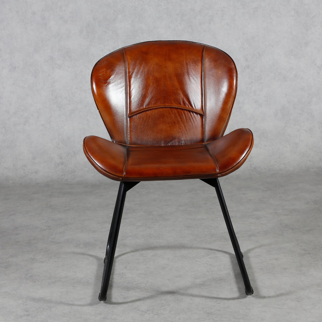 Silla de cuero rojo-marrón