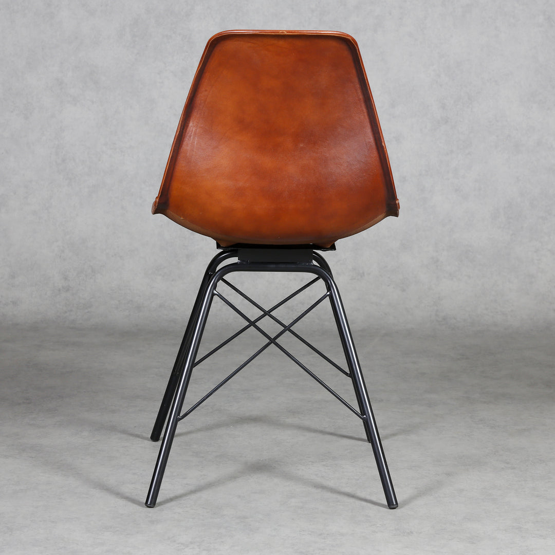 Silla de comedor de cuero marrón