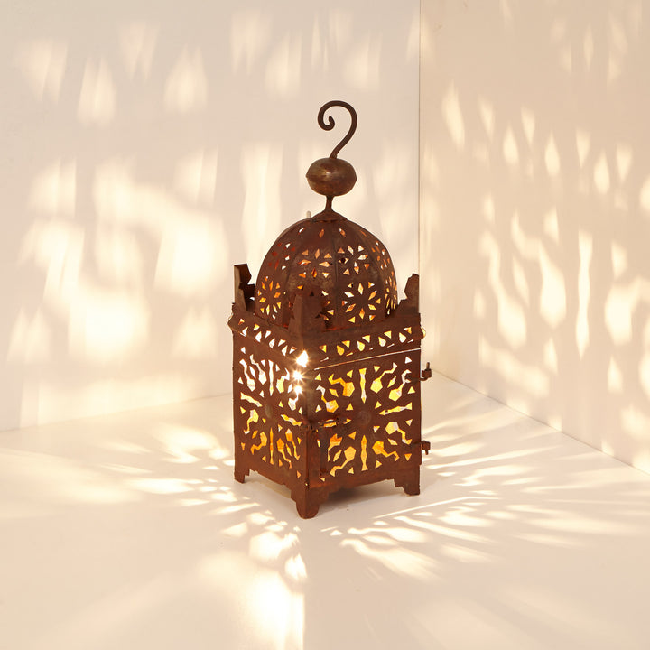 Linterna de hierro Firyal H38
