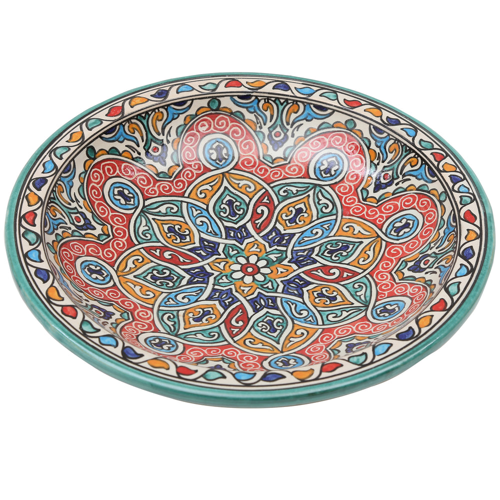 Cuenco de cerámica pintado a mano procedente de Marruecos, con motivos decorativos en turquesa, rojo, naranja y azul