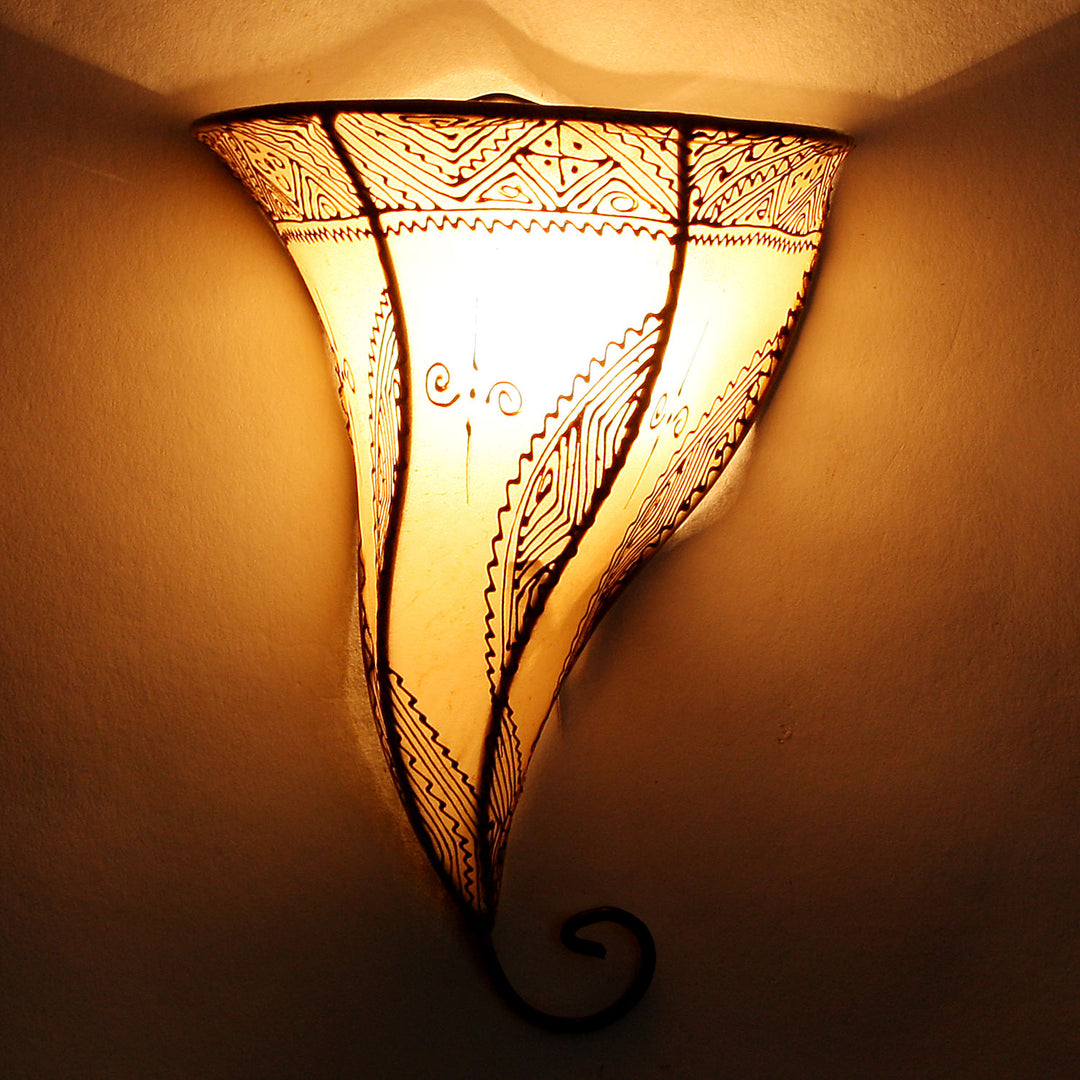 Lámpara de pared de cuero Mouza Blanca