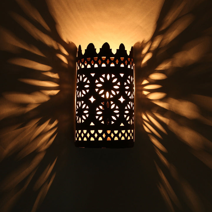 Lámpara de pared oriental de hierro EWL01