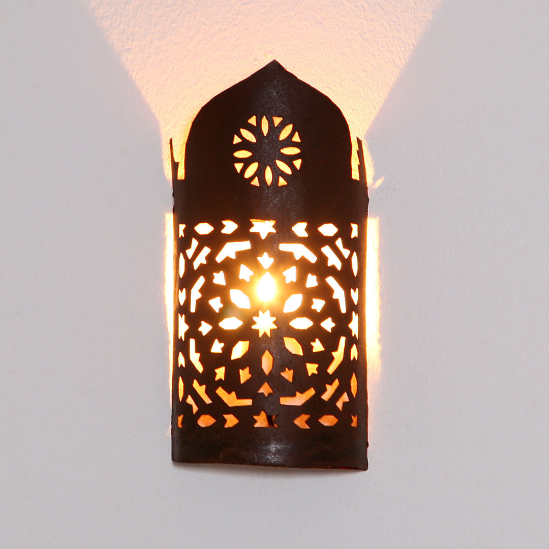 Lámpara de pared oriental de hierro EWL02