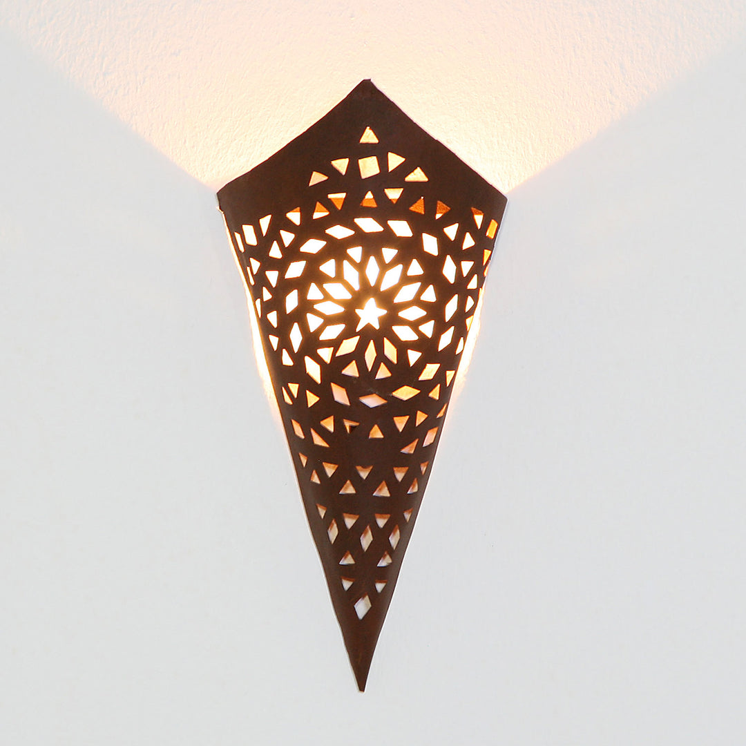Lámpara de pared oriental de hierro EWL03