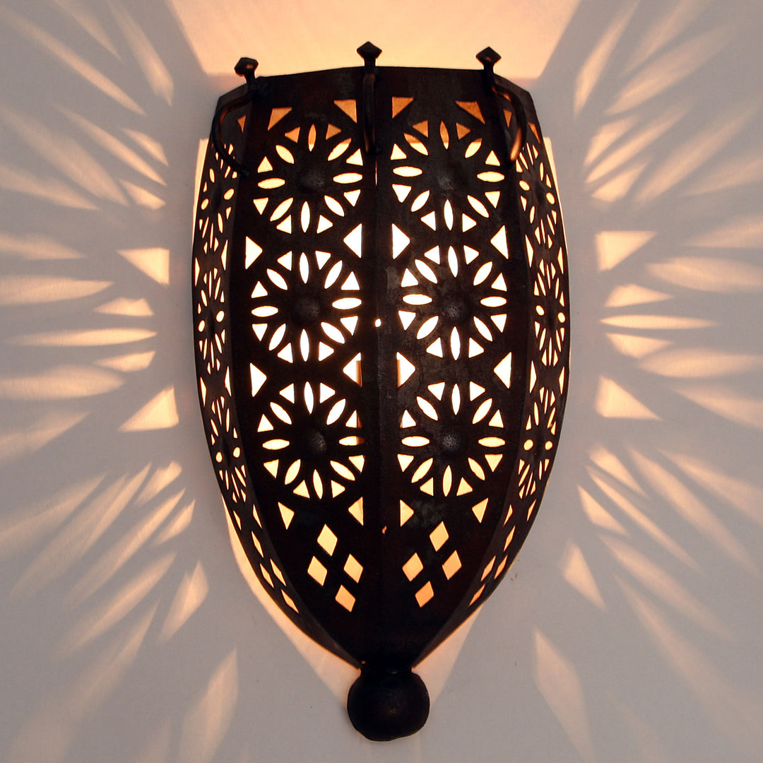 Lámpara de pared oriental de hierro EWL05