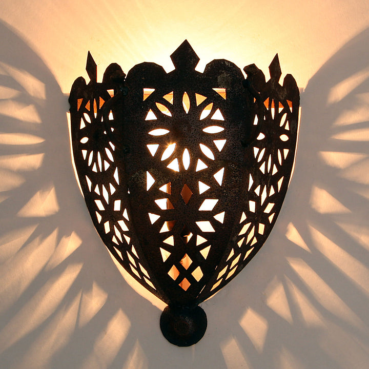 Lámpara de pared oriental de hierro EWL06