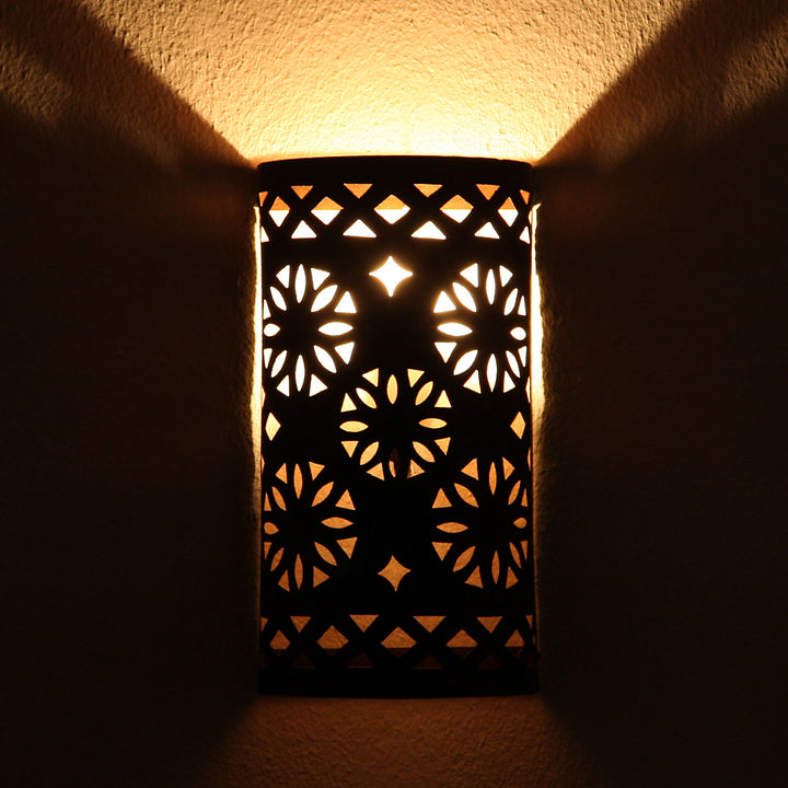 Lámpara de pared oriental de hierro EWL08