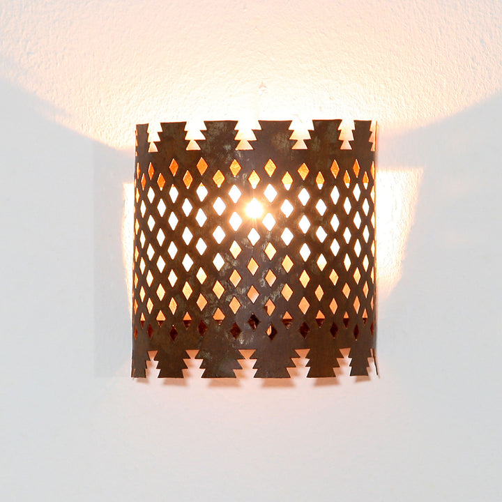 Lámpara de pared oriental de hierro EWL09