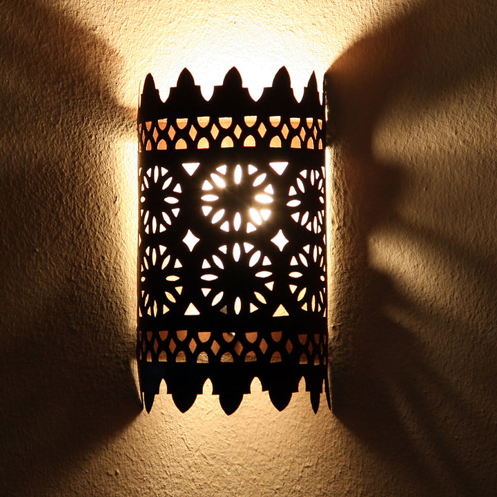 Lámpara de pared oriental de hierro EWL17