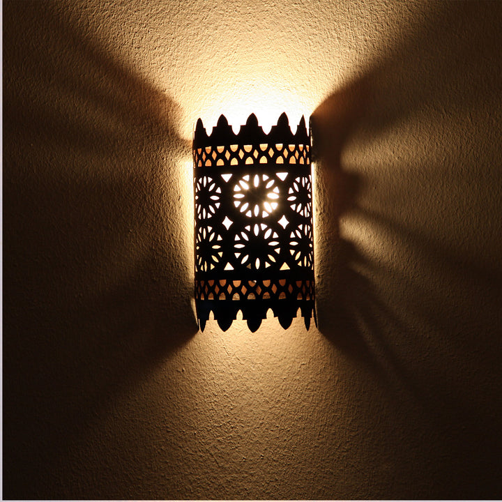 Lámpara de pared oriental de hierro EWL17