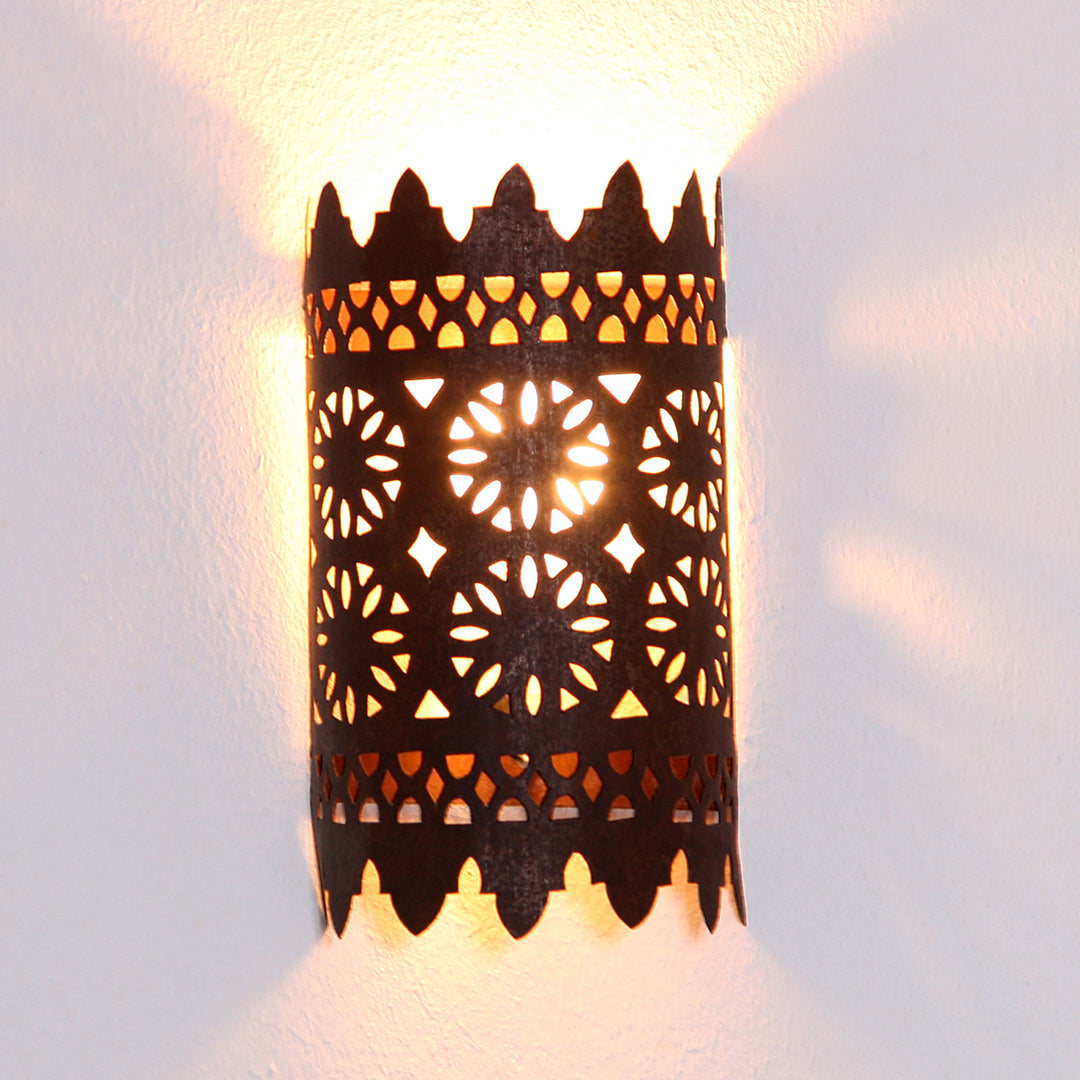 Lámpara de pared oriental de hierro EWL17