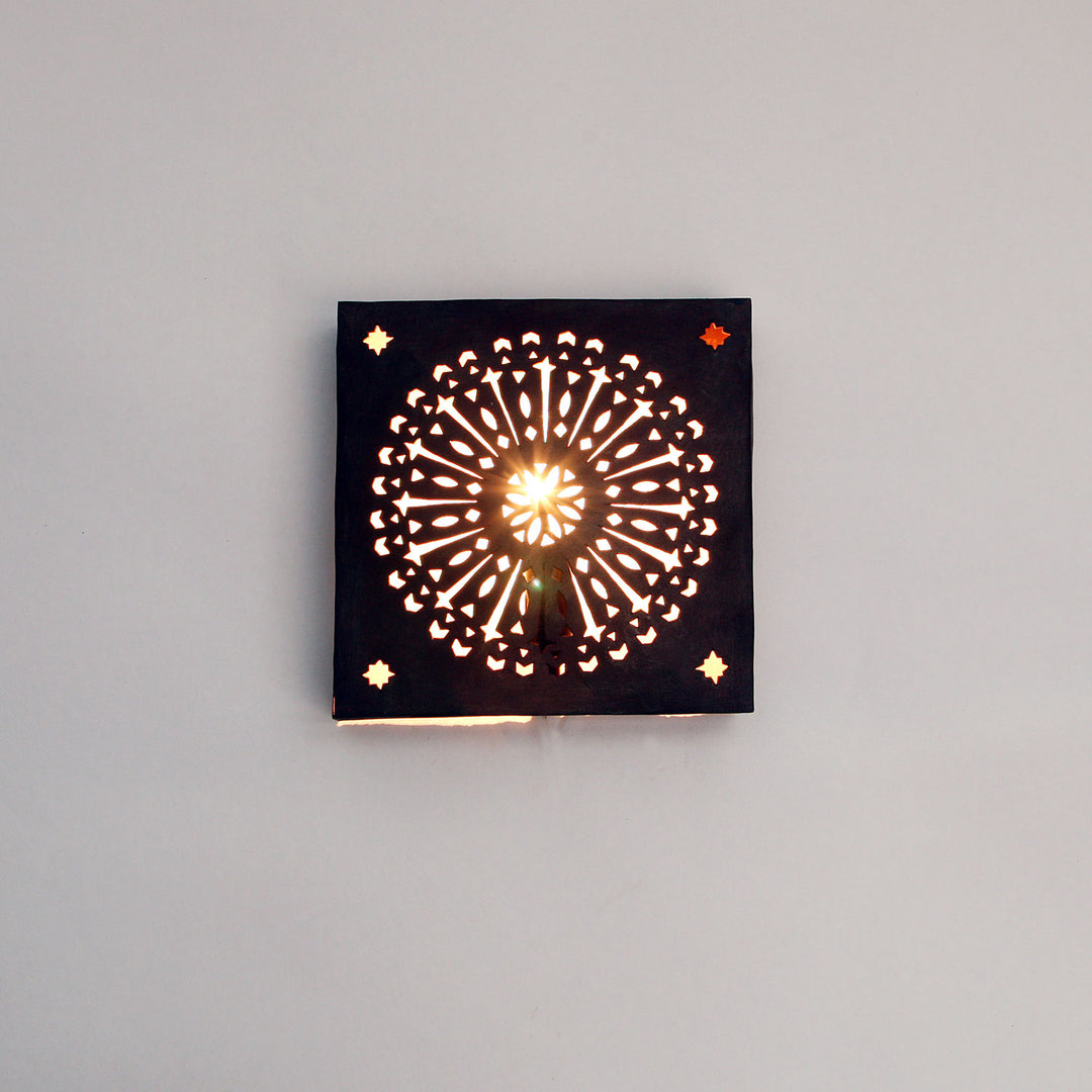 Lámpara de pared oriental de hierro EWL36