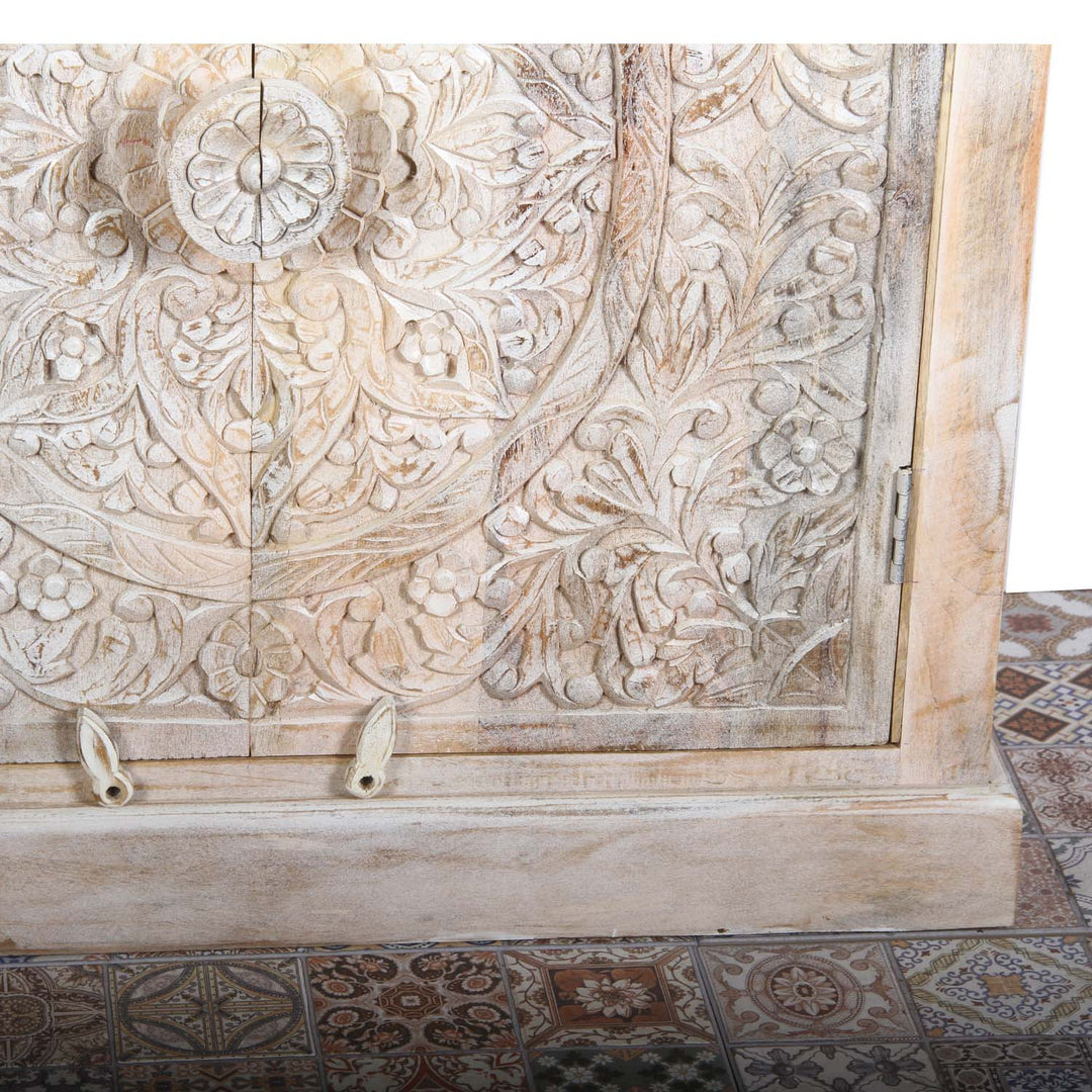 Cómoda oriental de madera Maryam