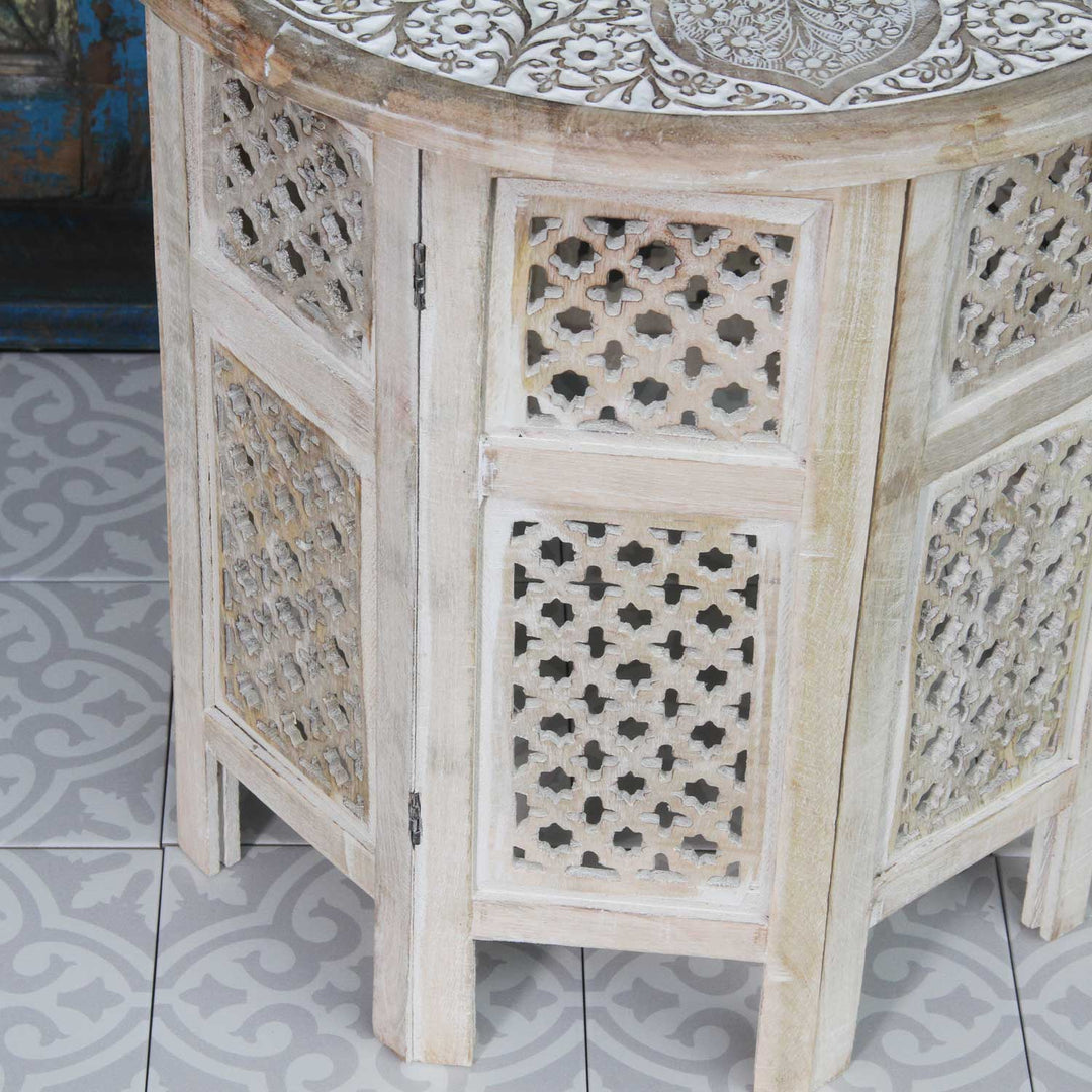 Mesa auxiliar oriental Haytam