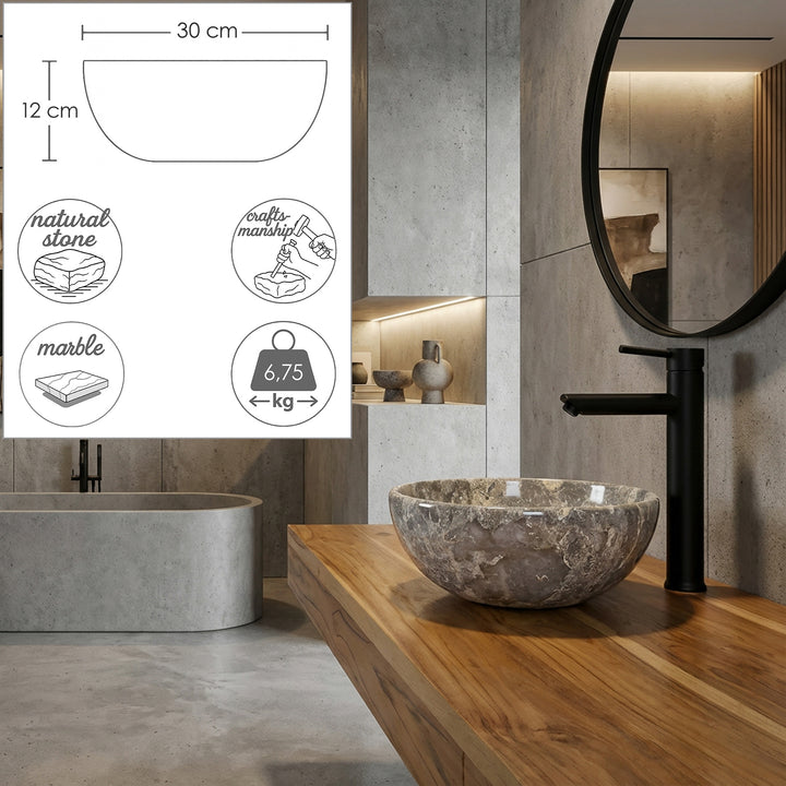 Lavabo sobre encimera de piedra natural de color marrón grisáceo sobre una consola de madera en el baño moderno, con grifería independiente negra y dimensiones gráficas integradas de diámetro, altura, material y peso.